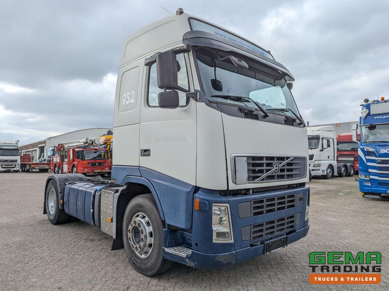 Volvo FH400 4x2 Euro5 FH400 4x2 Globetrotter Euro5 - ADR FL AT OX (T1513) - Vilkikas: foto 2 Volvo FH400 4x2 Euro5 FH400 4x2 Globetrotter Euro5 - ADR FL AT OX (T1513) - Vilkikas: foto 2