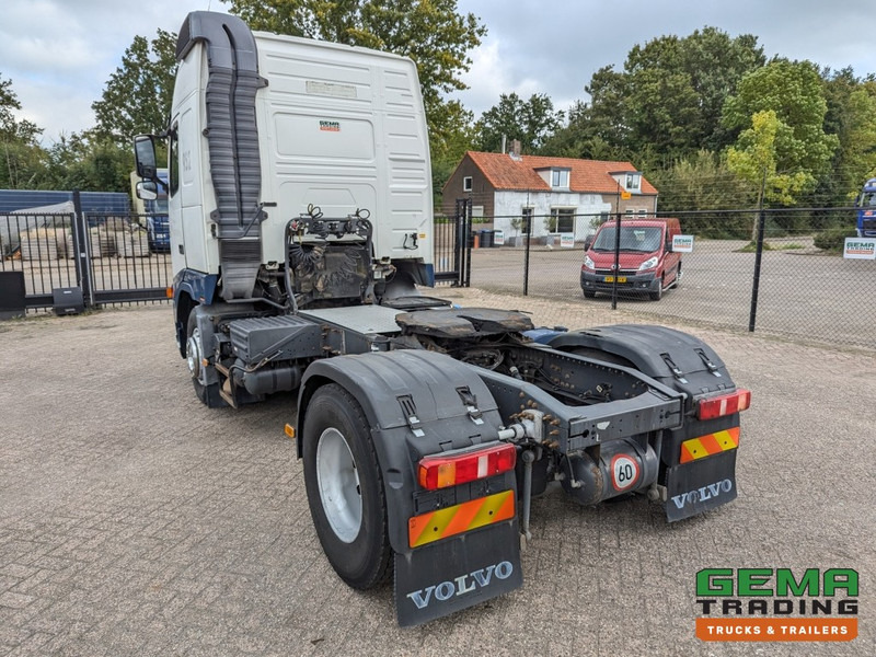 Volvo FH400 4x2 Euro5 FH400 4x2 Globetrotter Euro5 - ADR FL AT OX (T1513) - Vilkikas: foto 4 Volvo FH400 4x2 Euro5 FH400 4x2 Globetrotter Euro5 - ADR FL AT OX (T1513) - Vilkikas: foto 4