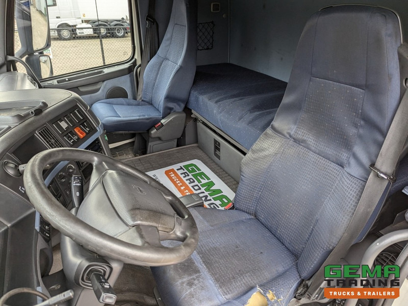 Volvo FH400 4x2 Euro5 FH400 4x2 Globetrotter Euro5 - ADR FL AT OX (T1513) - Vilkikas: foto 5 Volvo FH400 4x2 Euro5 FH400 4x2 Globetrotter Euro5 - ADR FL AT OX (T1513) - Vilkikas: foto 5