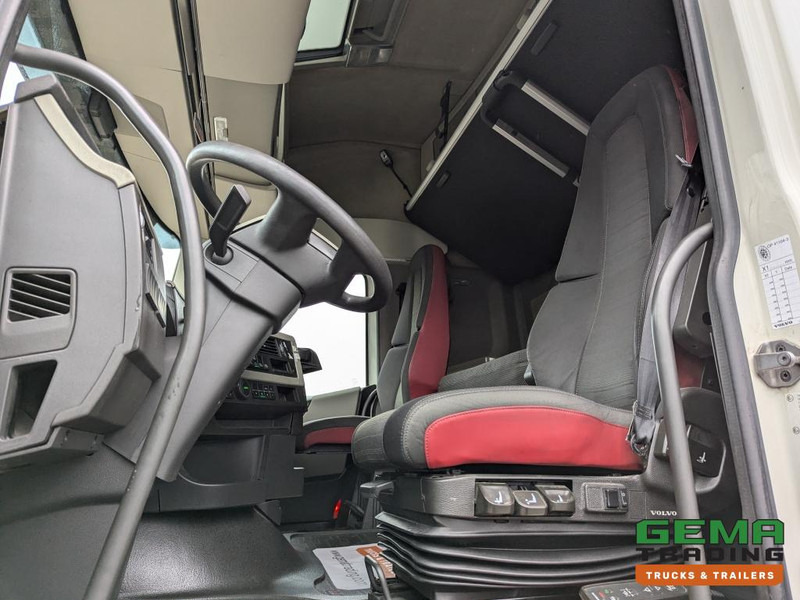 Volvo FH420 4x2 Euro6 FH420 4x2 Globetrotter Euro6 - XLOW / Mega - VEB+ - Double Tanks - Air Suspension - Vilkikas: foto 5 Volvo FH420 4x2 Euro6 FH420 4x2 Globetrotter Euro6 - XLOW / Mega - VEB+ - Double Tanks - Air Suspension - Vilkikas: foto 5