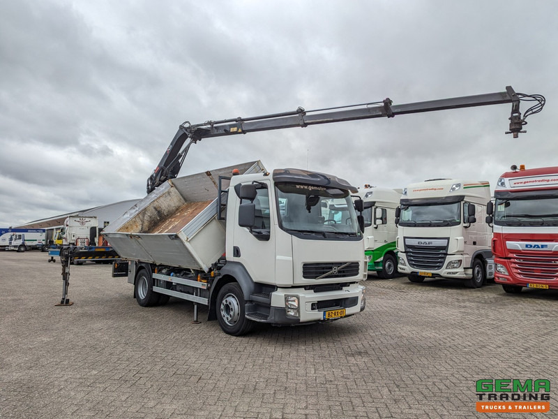 Volvo FL240 4x2 Dagcab Euro5 - 2 Zijdige Kipper + Kraan Hiab 088ES-3 HIDUO - RadioGrafisch - 39.900KM! - 11/2025APK - Savivartis sunkvežimis, Sunkvežimis su kranu: foto 2 Volvo FL240 4x2 Dagcab Euro5 - 2 Zijdige Kipper + Kraan Hiab 088ES-3 HIDUO - RadioGrafisch - 39.900KM! - 11/2025APK - Savivartis sunkvežimis, Sunkvežimis su kranu: foto 2