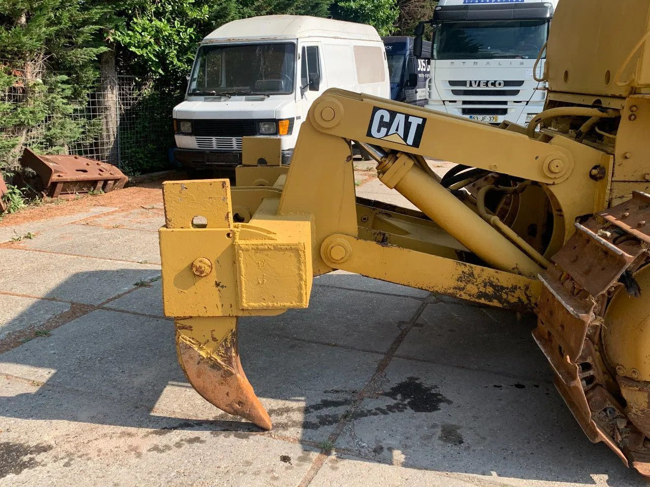CAT Caterpillar D7E Bulldozer with ripper CLUTCH DEF CAT D7E Bulldozer with ripper CLUTCH DEFECT - Buldozeris: foto 5 CAT Caterpillar D7E Bulldozer with ripper CLUTCH DEF CAT D7E Bulldozer with ripper CLUTCH DEFECT - Buldozeris: foto 5