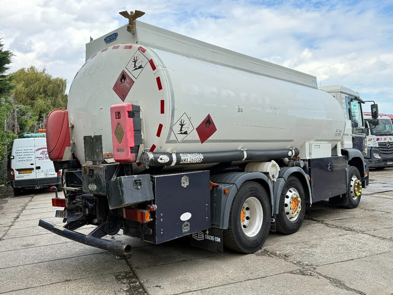 MAN TGA 26.430 6X2 Fuel Tank 21.000L 3 Comp + Pump D20 Engine - Autocisterna, Sunkvežimis su kranu: foto 5 MAN TGA 26.430 6X2 Fuel Tank 21.000L 3 Comp + Pump D20 Engine - Autocisterna, Sunkvežimis su kranu: foto 5