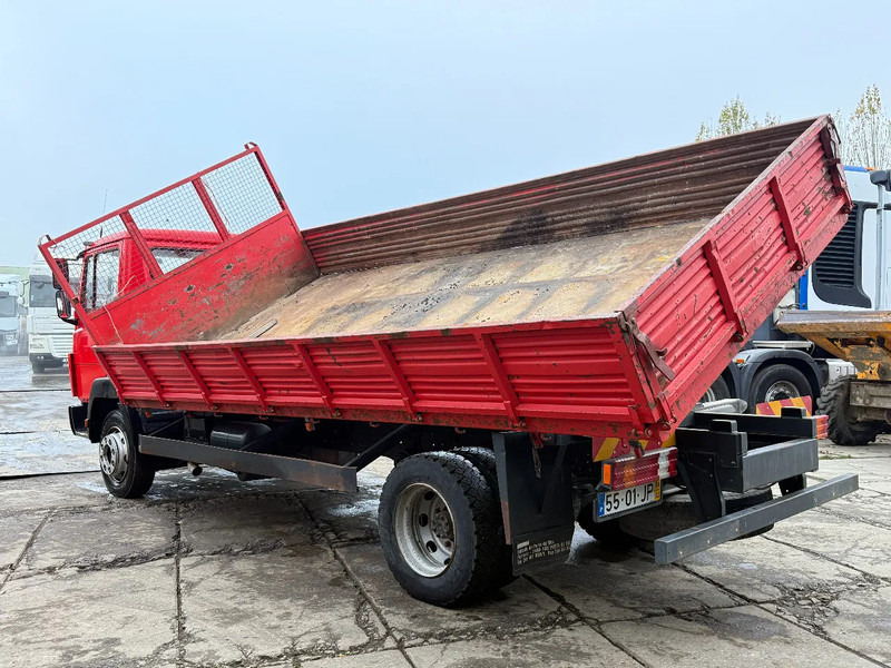Mercedes-Benz 1117 4X2 Spring/Spring Tipper 6 Gear manual*New condition* - Savivartis sunkvežimis: foto 3 Mercedes-Benz 1117 4X2 Spring/Spring Tipper 6 Gear manual*New condition* - Savivartis sunkvežimis: foto 3