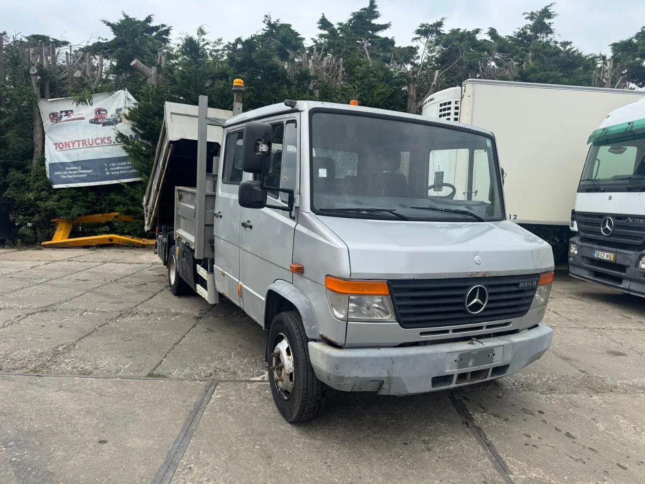 Mercedes-Benz VARIO 815 4X2 Dubbel cabine Tipper Spring/Spring - Savivartis sunkvežimis: foto 1 Mercedes-Benz VARIO 815 4X2 Dubbel cabine Tipper Spring/Spring - Savivartis sunkvežimis: foto 1