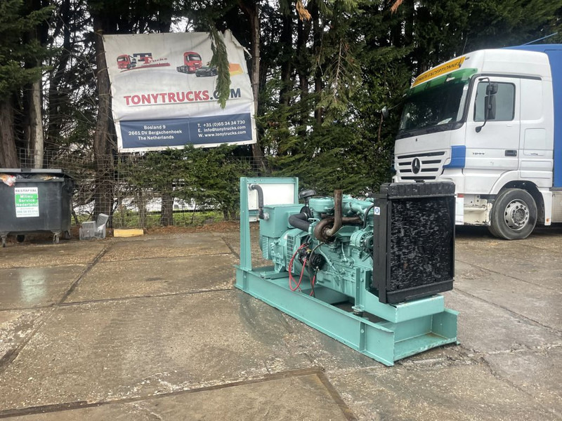 Perkins 85 KVA Generator 3 Phase - Elektrinis generatorius: foto 1 Perkins 85 KVA Generator 3 Phase - Elektrinis generatorius: foto 1