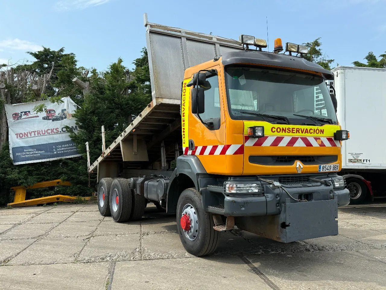 Renault Kerax 400 6X6 Tipper Spring/spring ZF Man Gear E - Savivartis sunkvežimis: foto 1 Renault Kerax 400 6X6 Tipper Spring/spring ZF Man Gear E - Savivartis sunkvežimis: foto 1