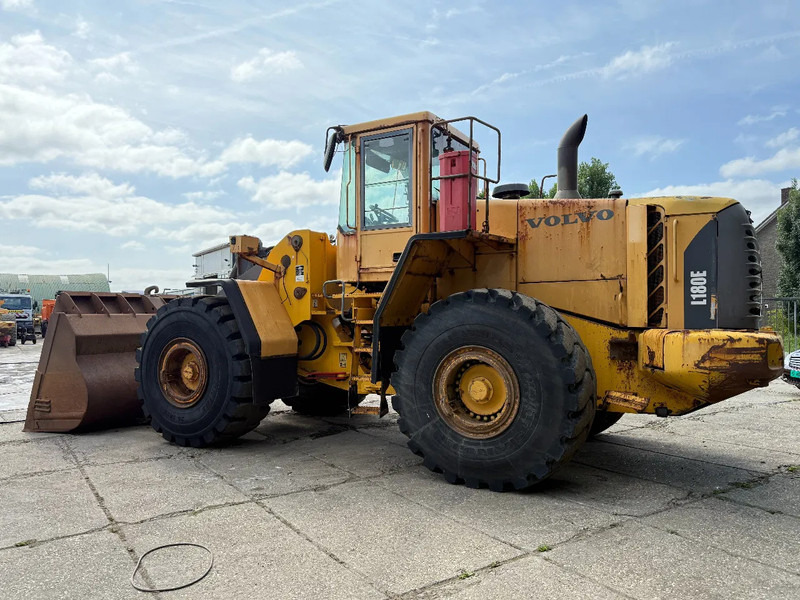 Volvo L 180 E Wheelloader - Ratinis krautuvas: foto 3 Volvo L 180 E Wheelloader - Ratinis krautuvas: foto 3