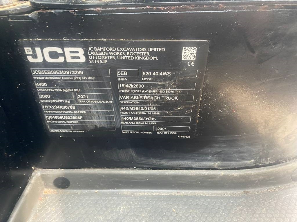 Teleskopinis krautuvas JCB 520-40: foto 21