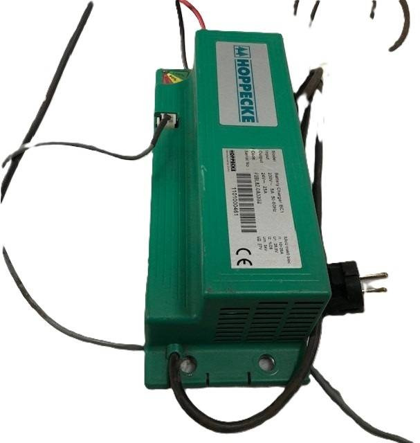 Hoppecke Battey charger 24V/25A - Atsarginės dalys - Krovimo technika: foto 3 Hoppecke Battey charger 24V/25A - Atsarginės dalys - Krovimo technika: foto 3