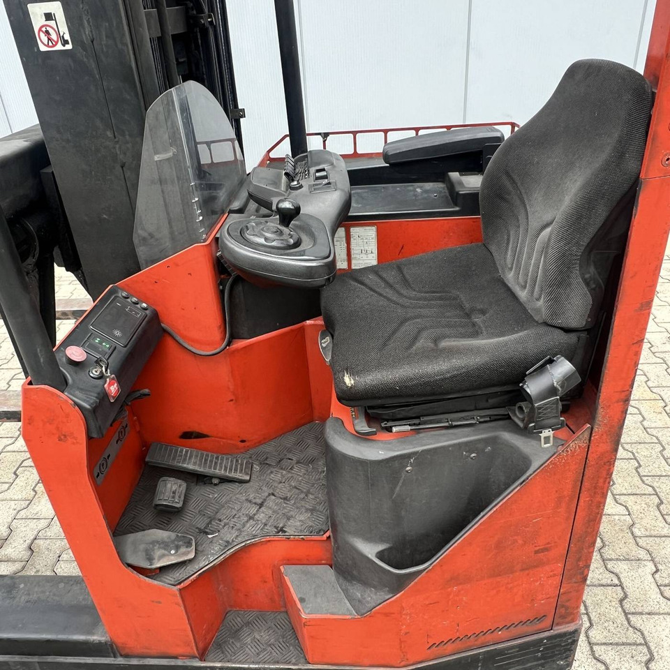 BT FR2.7 - Šakinis krautuvas su privažiavimu iš keturių pusių: foto 5 BT FR2.7 - Šakinis krautuvas su privažiavimu iš keturių pusių: foto 5