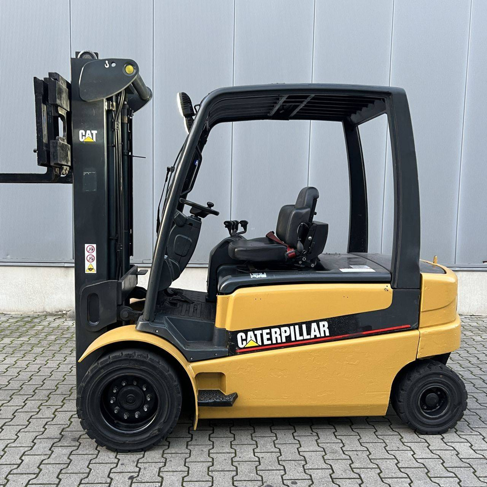 Caterpillar EP50 - Elektrinis krautuvas: foto 4 Caterpillar EP50 - Elektrinis krautuvas: foto 4