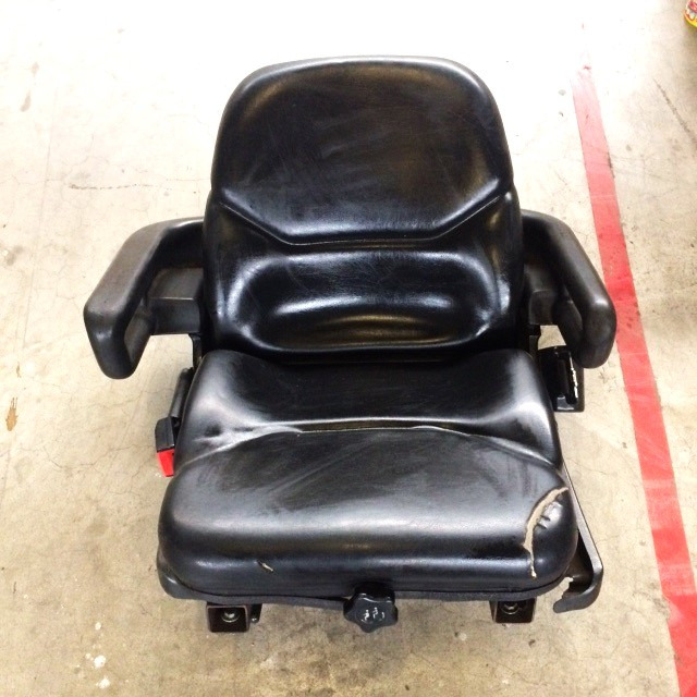 HYSTER seat for forklift - Kabina ir interjeras - Šakinis krautuvas: foto 1 HYSTER seat for forklift - Kabina ir interjeras - Šakinis krautuvas: foto 1