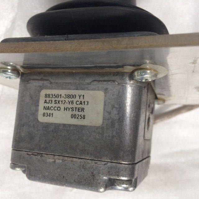 Joystick for Hyster - Elektros sistema - Krovimo technika: foto 5 Joystick for Hyster - Elektros sistema - Krovimo technika: foto 5