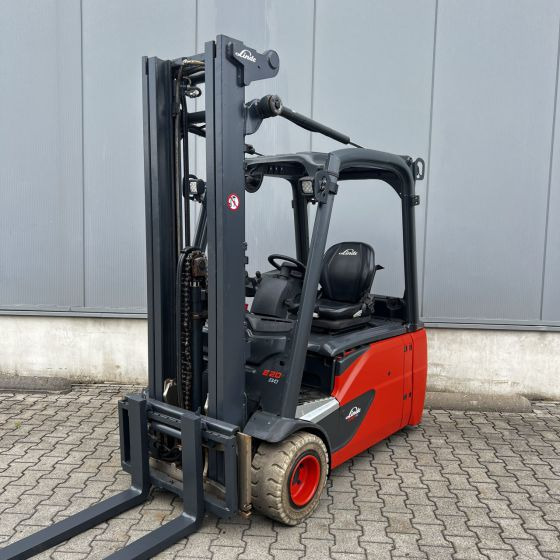 Linde E20L (386) - Elektrinis krautuvas: foto 1 Linde E20L (386) - Elektrinis krautuvas: foto 1