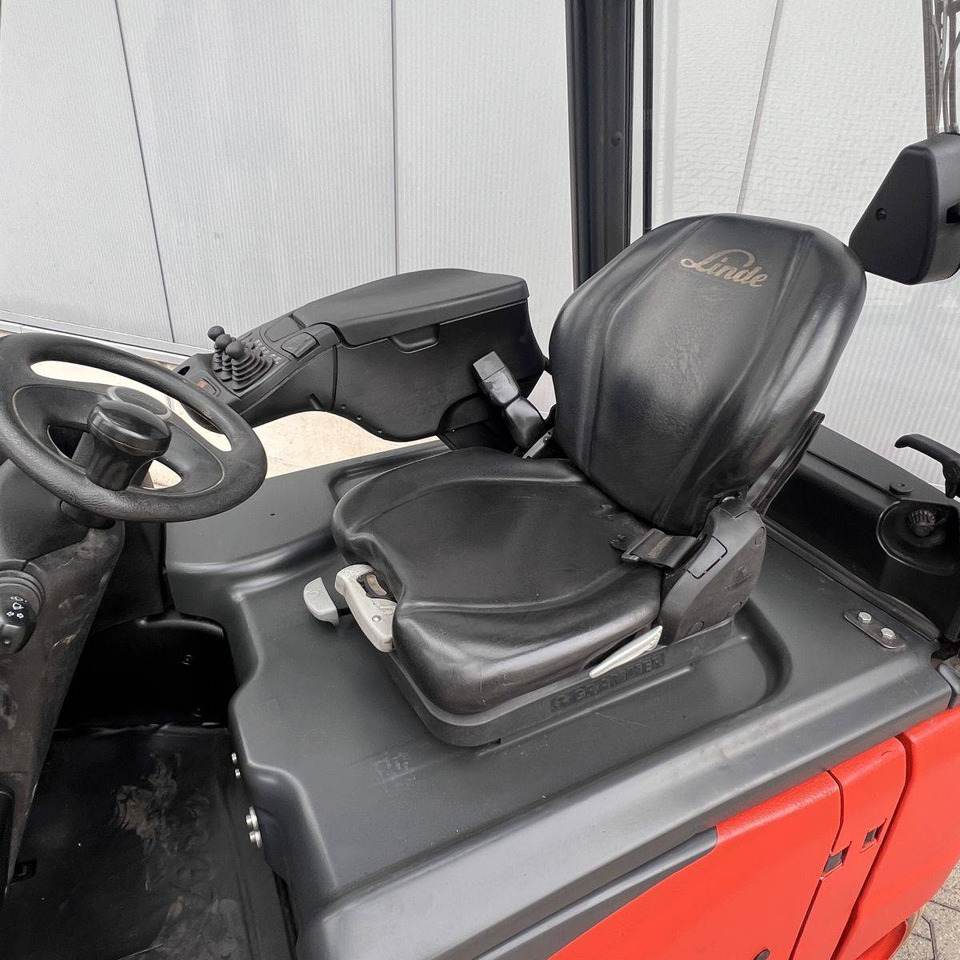 Linde E20PH (386-02) EVO - Elektrinis krautuvas: foto 5 Linde E20PH (386-02) EVO - Elektrinis krautuvas: foto 5