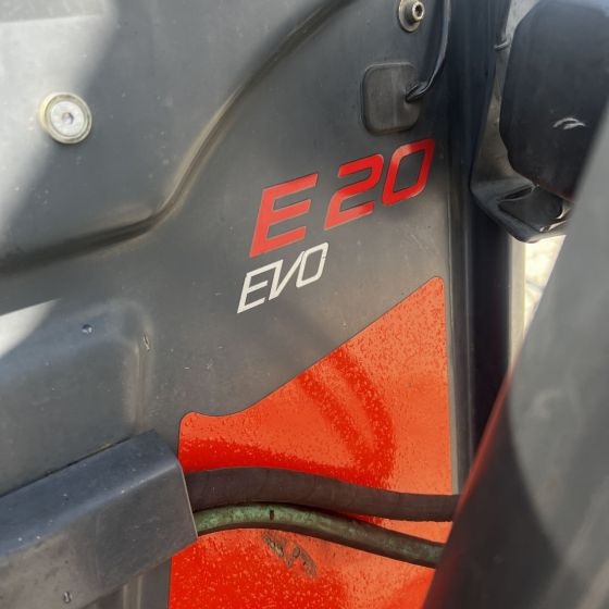 Linde E20PH (386-02) EVO - Elektrinis krautuvas: foto 1 Linde E20PH (386-02) EVO - Elektrinis krautuvas: foto 1