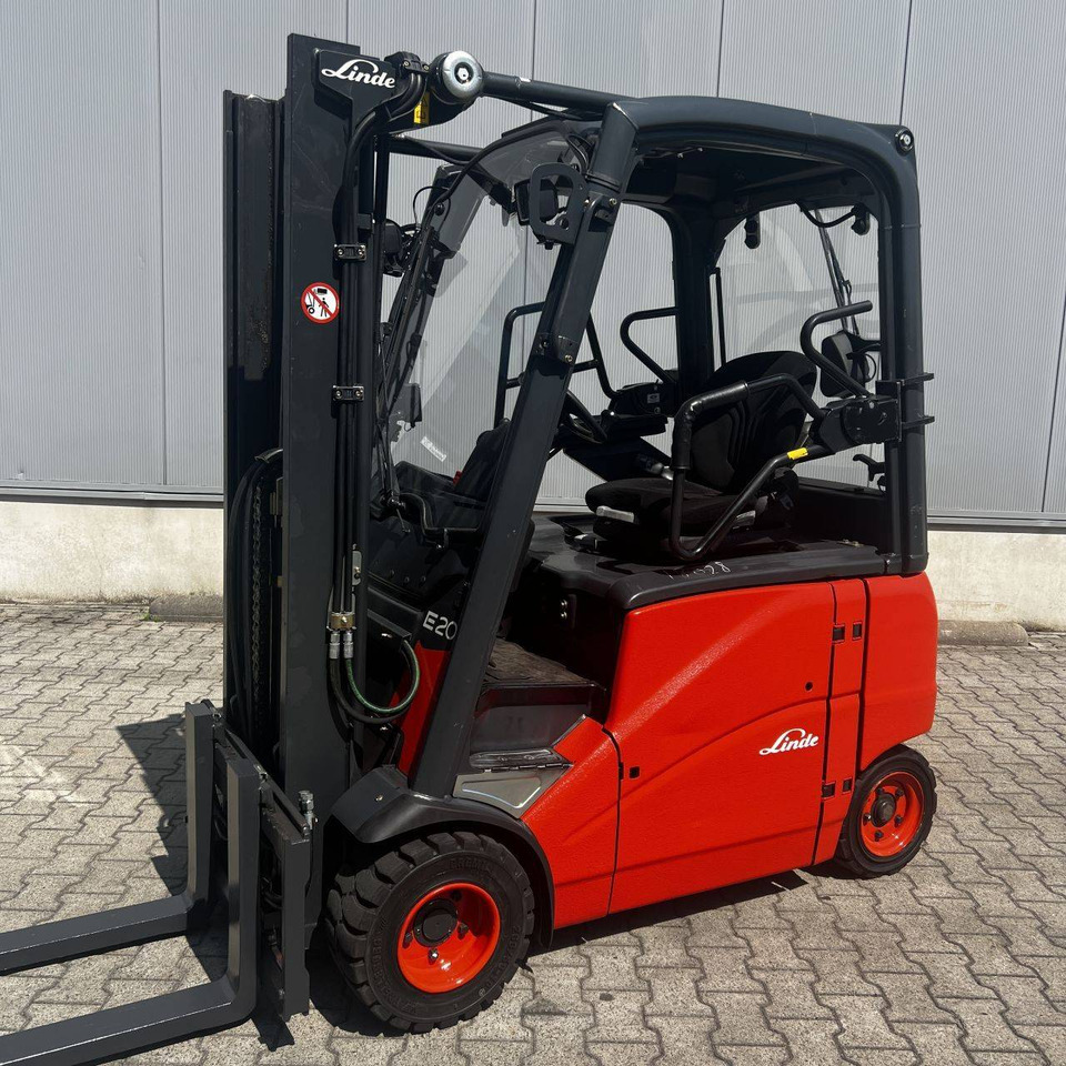 Linde E20PH (386) - Elektrinis krautuvas: foto 1 Linde E20PH (386) - Elektrinis krautuvas: foto 1