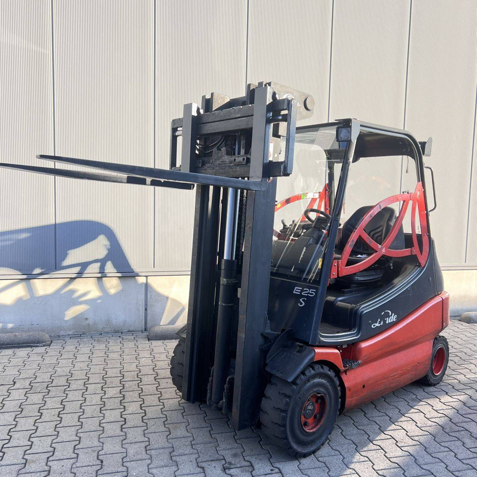 Linde E25S (336-03) - Elektrinis krautuvas: foto 1 Linde E25S (336-03) - Elektrinis krautuvas: foto 1