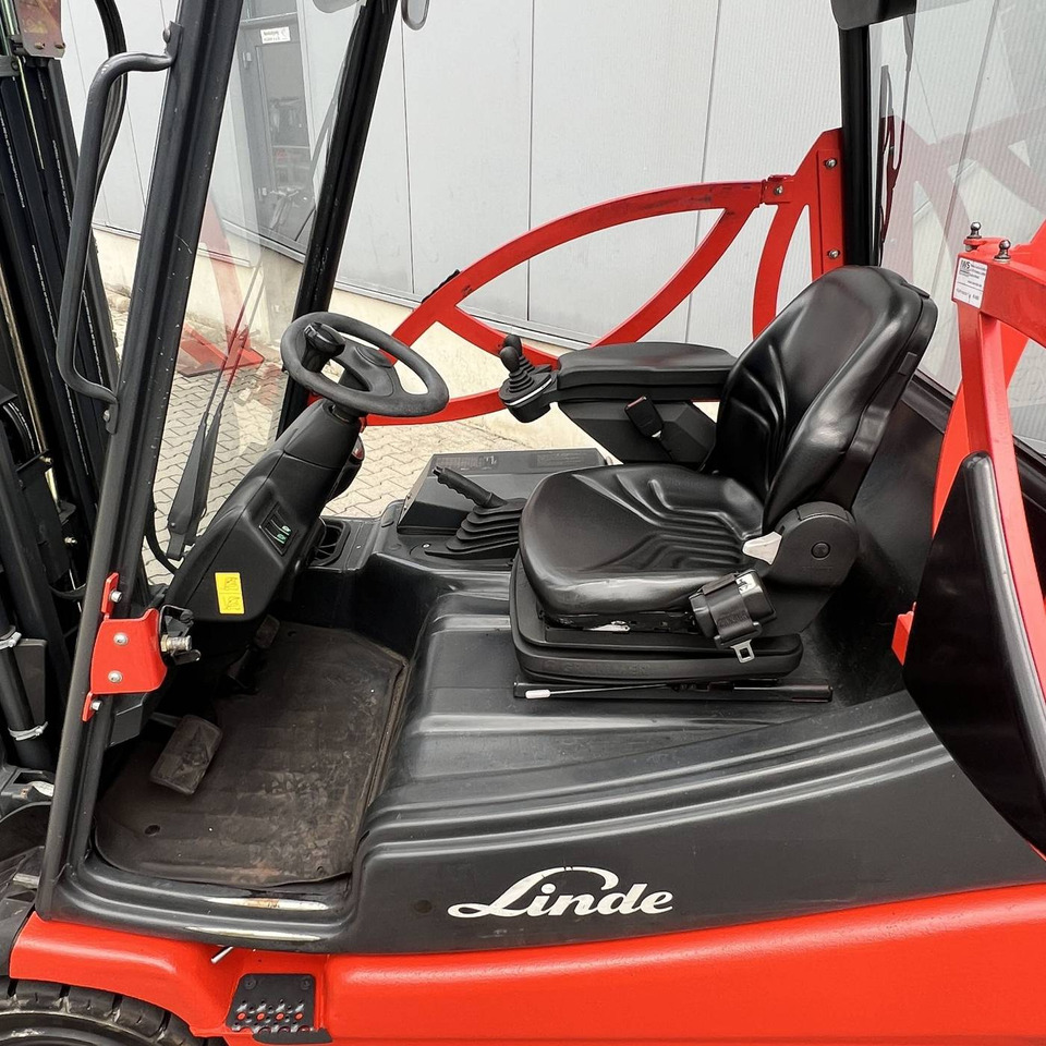 Linde E25S (336-03) - Elektrinis krautuvas: foto 4 Linde E25S (336-03) - Elektrinis krautuvas: foto 4