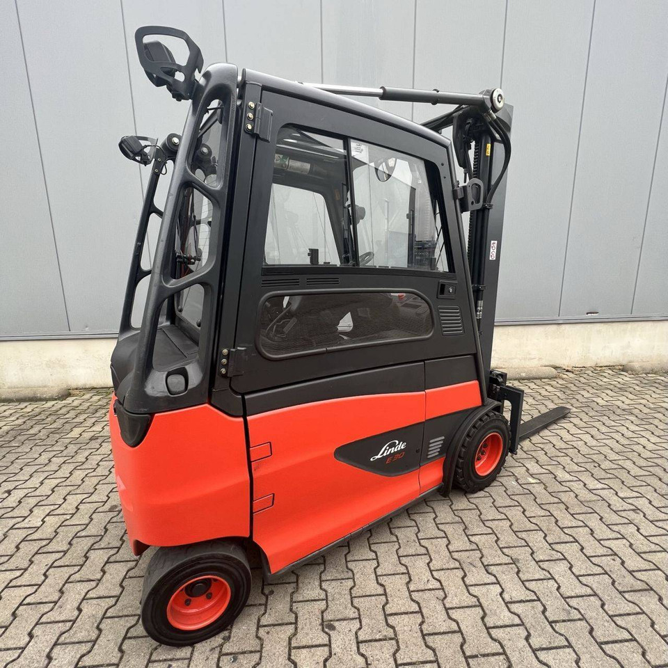 Linde E30/600 HL (387) - Elektrinis krautuvas: foto 2 Linde E30/600 HL (387) - Elektrinis krautuvas: foto 2