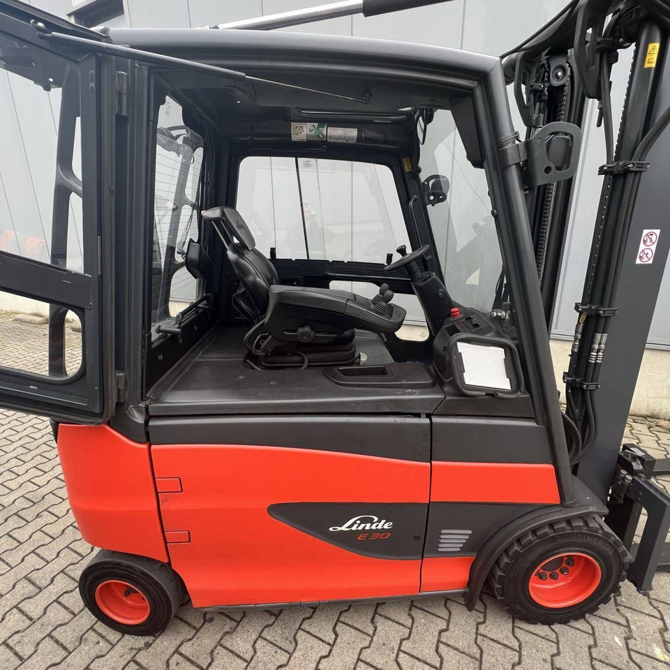 Linde E30/600 HL (387) - Elektrinis krautuvas: foto 3 Linde E30/600 HL (387) - Elektrinis krautuvas: foto 3
