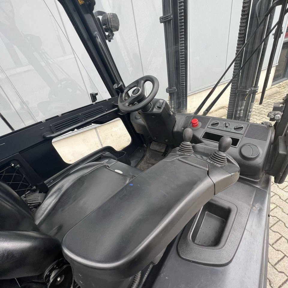 Linde E30/600 HL (387) - Elektrinis krautuvas: foto 5 Linde E30/600 HL (387) - Elektrinis krautuvas: foto 5