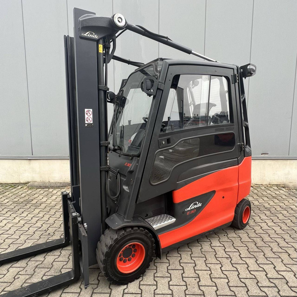 Linde E30/600 HL (387) - Elektrinis krautuvas: foto 1 Linde E30/600 HL (387) - Elektrinis krautuvas: foto 1