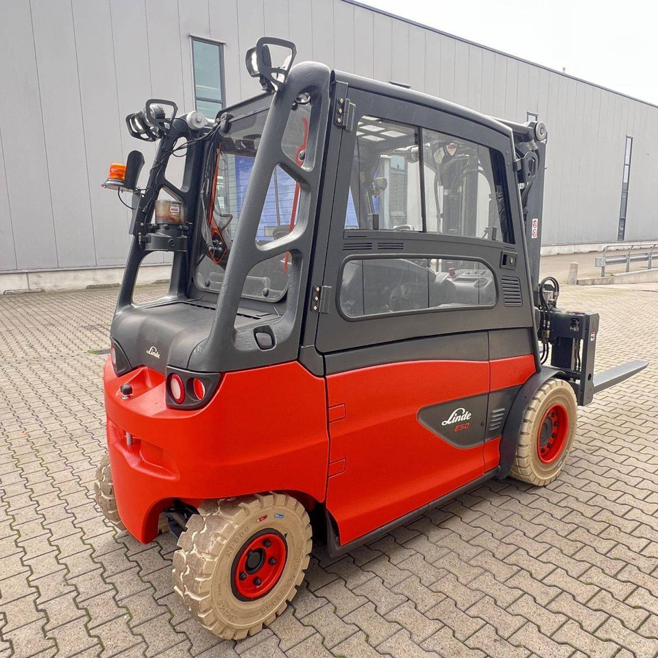 Linde E50/600L (388) LOW - Elektrinis krautuvas: foto 4 Linde E50/600L (388) LOW - Elektrinis krautuvas: foto 4