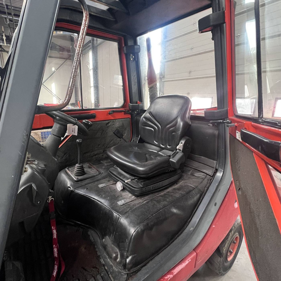 Linde H30T (351) - Dujinis krautuvas: foto 4 Linde H30T (351) - Dujinis krautuvas: foto 4