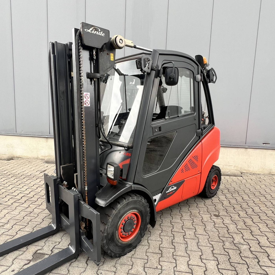Linde H35D (393-02) EVO - Dyzelinis krautuvas: foto 1 Linde H35D (393-02) EVO - Dyzelinis krautuvas: foto 1