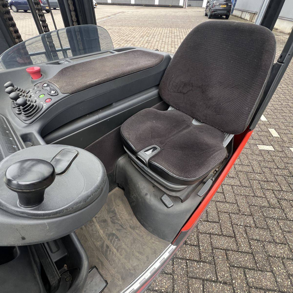 Linde R14HD (1120) - Krautuvas su šakėmis: foto 4 Linde R14HD (1120) - Krautuvas su šakėmis: foto 4