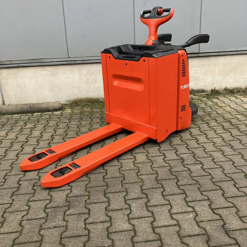 Linde T30AP (131) - Padėklų krautuvas: foto 3 Linde T30AP (131) - Padėklų krautuvas: foto 3