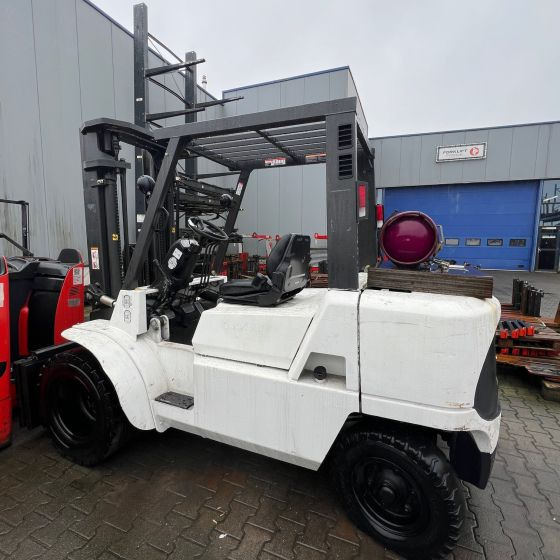 Mitsubishi FG40K - Dujinis krautuvas: foto 1 Mitsubishi FG40K - Dujinis krautuvas: foto 1