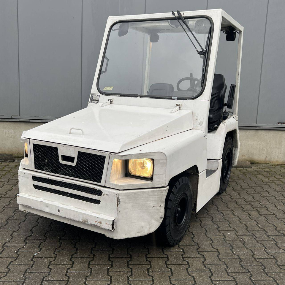 Nissan FV02A25U - Elektrinis vilkikas: foto 1 Nissan FV02A25U - Elektrinis vilkikas: foto 1