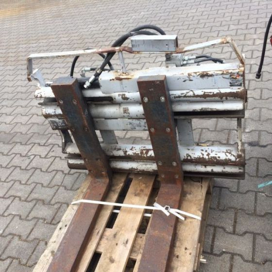 Dürwen UZV25C Fork positioner - Padargas - Krovimo technika: foto 5 Dürwen UZV25C Fork positioner - Padargas - Krovimo technika: foto 5