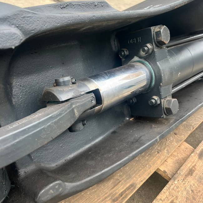 Rear axle AL80-01 3707 for Linde - Ašis ir dalys - Krovimo technika: foto 5 Rear axle AL80-01 3707 for Linde - Ašis ir dalys - Krovimo technika: foto 5