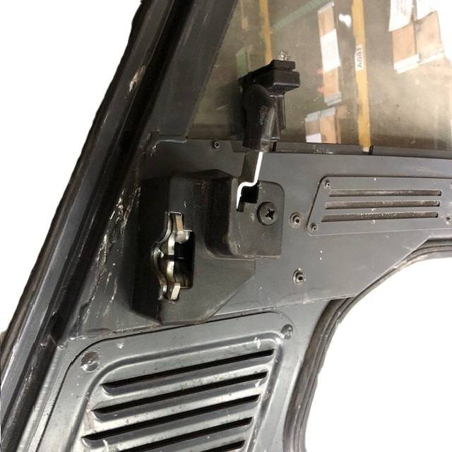 Right door for Linde 387 /388 series - Durys ir dalys - Krovimo technika: foto 4 Right door for Linde 387 /388 series - Durys ir dalys - Krovimo technika: foto 4