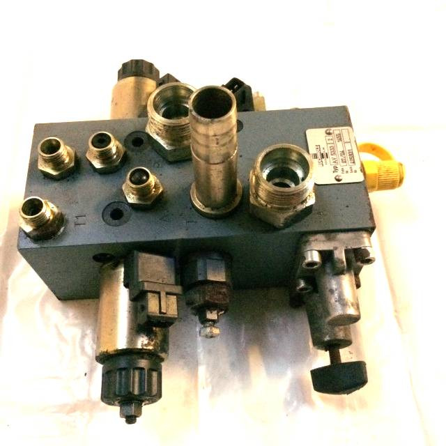 Steering block Hydraulik Still - Hidraulinis vožtuvas - Krovimo technika: foto 2 Steering block Hydraulik Still - Hidraulinis vožtuvas - Krovimo technika: foto 2