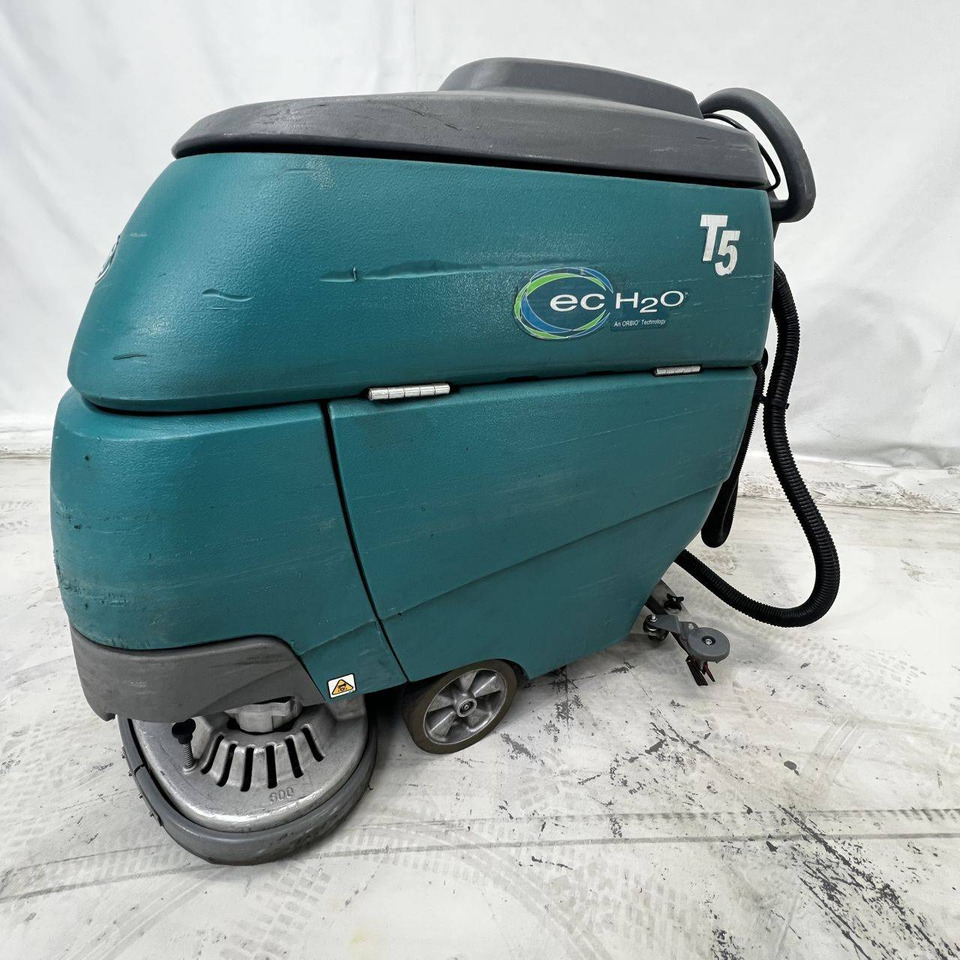 Tennant T5 - Grindų plovimo mašina: foto 1 Tennant T5 - Grindų plovimo mašina: foto 1