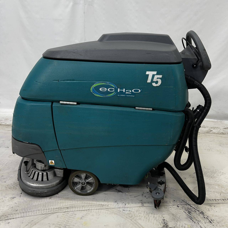Tennant T5 - Grindų plovimo mašina: foto 2 Tennant T5 - Grindų plovimo mašina: foto 2