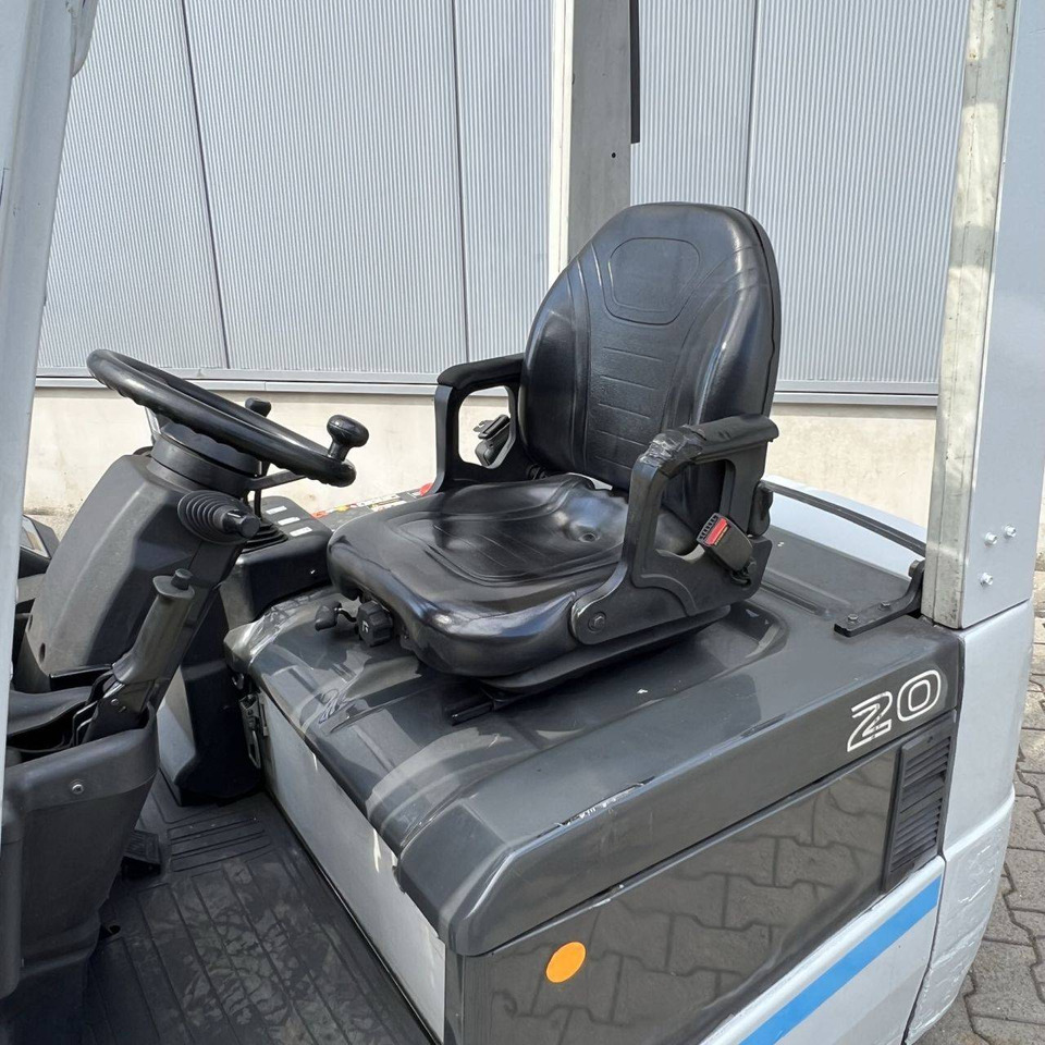 Unicarriers TX3-20L (AG1N1L20Q) - Elektrinis krautuvas: foto 5 Unicarriers TX3-20L (AG1N1L20Q) - Elektrinis krautuvas: foto 5