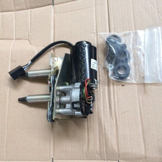Wiper Motor 99W 12V for Caterpillar / Mitsubishi - Valytuvas - Krovimo technika: foto 1 Wiper Motor 99W 12V for Caterpillar / Mitsubishi - Valytuvas - Krovimo technika: foto 1