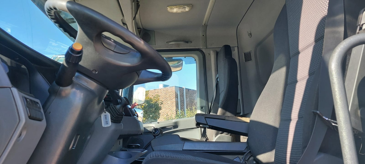 Interior photo 1: MERCEDES Actros lizingą MERCEDES Actros
