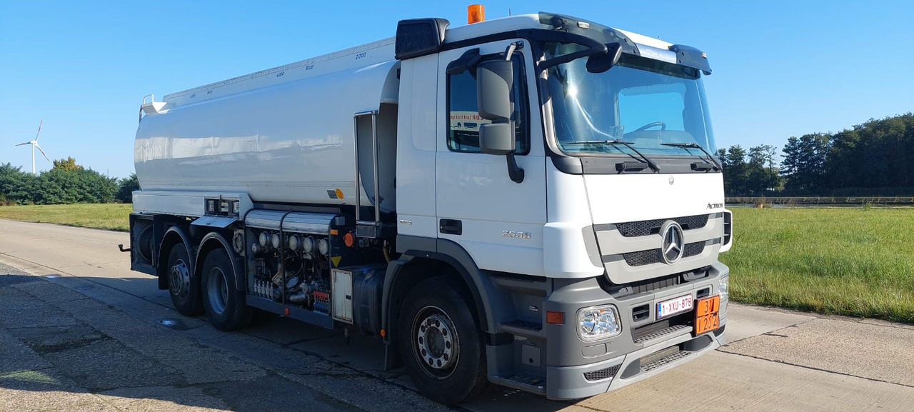 MERCEDES Actros lizingą MERCEDES Actros: foto 7