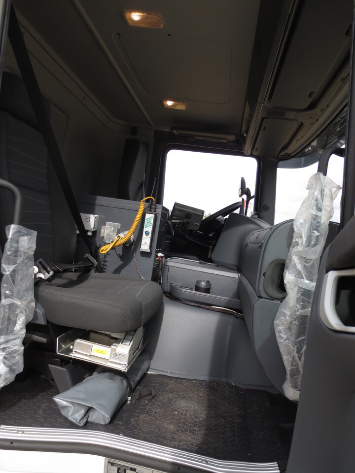 SCANIA G370 - Autocisterna: foto 4 SCANIA G370 - Autocisterna: foto 4