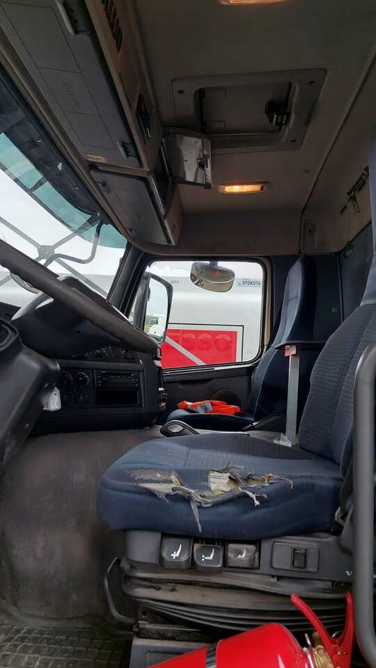 VOLVO FM - Autocisterna: foto 3 VOLVO FM - Autocisterna: foto 3