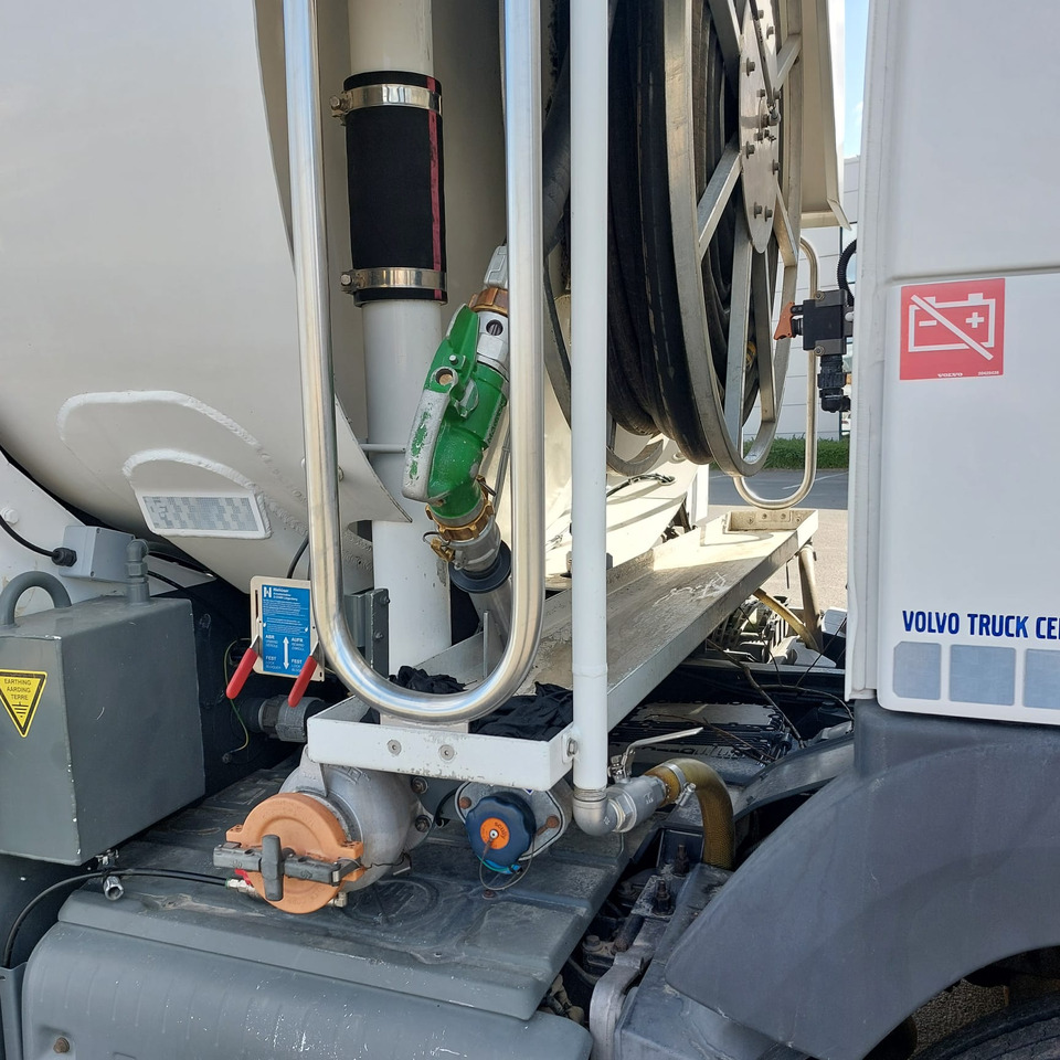 Autocisterna VOLVO FM: foto 10