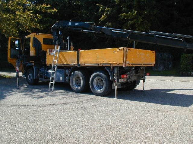 Volvo FH 12 6x4 Volvo FH 12 6x4 - Platforminis/ Bortinis sunkvežimis, Sunkvežimis su kranu: foto 2 Volvo FH 12 6x4 Volvo FH 12 6x4 - Platforminis/ Bortinis sunkvežimis, Sunkvežimis su kranu: foto 2