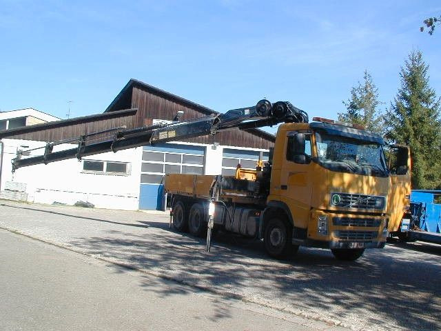 Volvo FH 12 6x4 Volvo FH 12 6x4 - Platforminis/ Bortinis sunkvežimis, Sunkvežimis su kranu: foto 1 Volvo FH 12 6x4 Volvo FH 12 6x4 - Platforminis/ Bortinis sunkvežimis, Sunkvežimis su kranu: foto 1